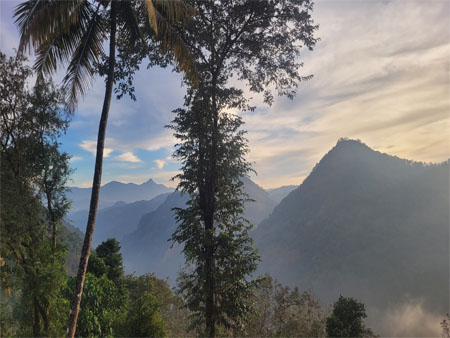 mountain view from newcastle holidays